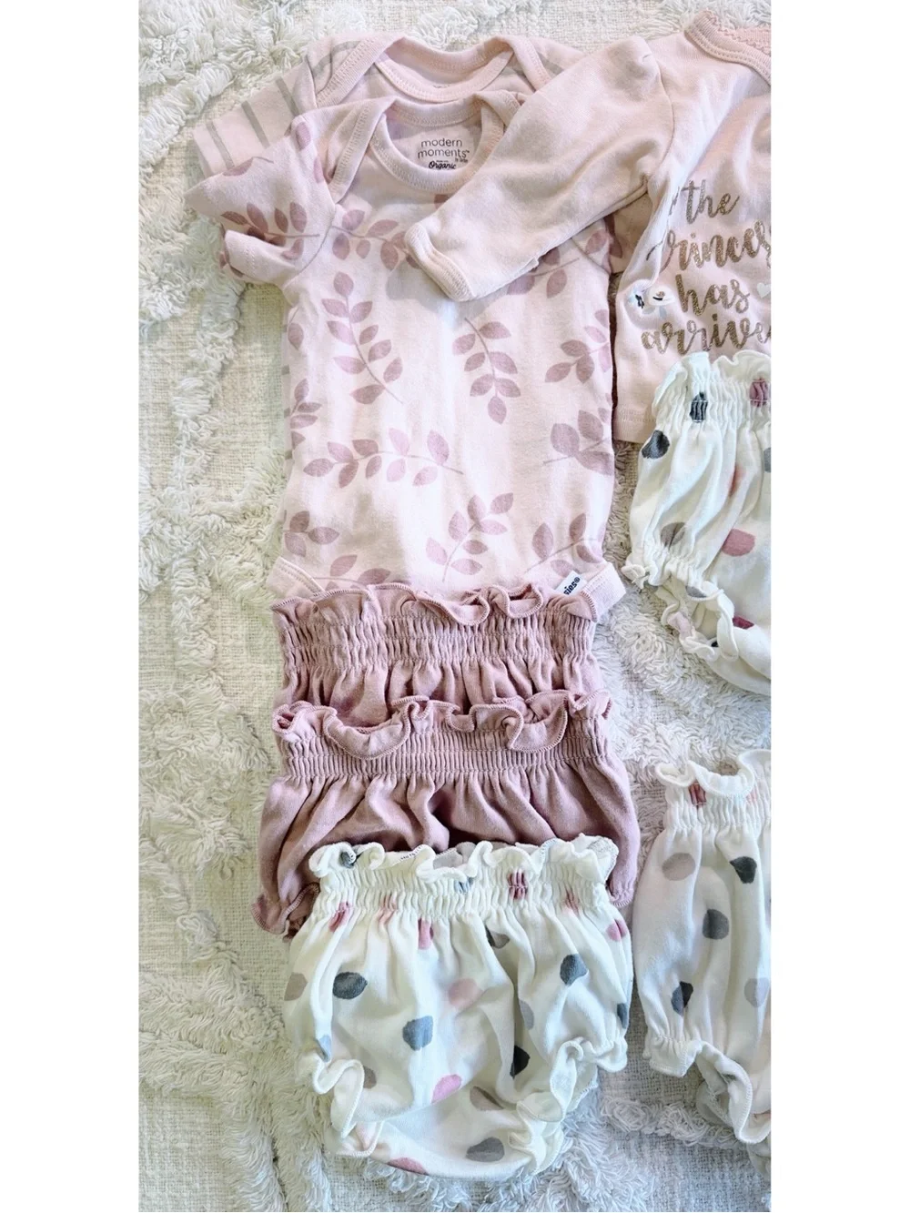Carter’s Modern Moments Baby Girl Clothes Lot 0-3M Pink Bodysuits Bloomers Pants